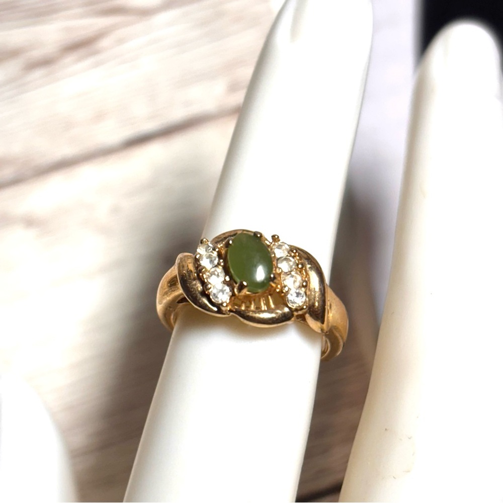 Vintage Gold Jade Diamond cocktail ring size 5